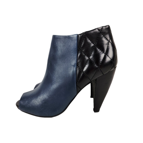 Seychelles Amusing Leather Peep Toe Diamond Quilted Ankle Boots Womens Size 7 - Picture 2 of 12